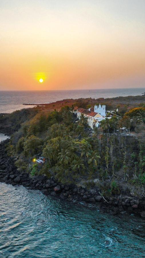 Fort Tiracol Heritage Hotel Арамбол Екстер'єр фото